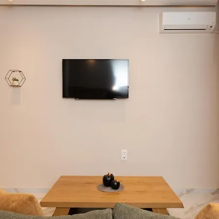 Apartment White Lux Heaven Saint Dimitrios Thessaloniki